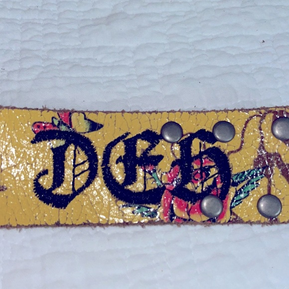 ED HARDY Embroidered Belt - Picture 10 of 10